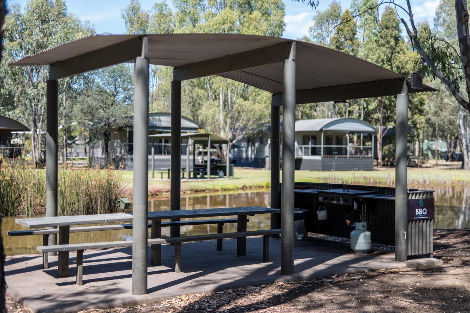 Tasman Holiday Parks - Moama On The Murray Extérieur photo